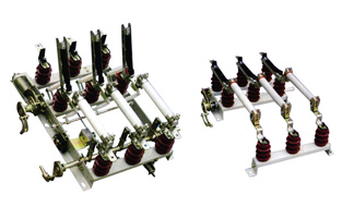 高壓負荷開(kāi)關(guān)因其獨特特點(diǎn)被人們所運用在電力設備上，而且很受歡迎，很受重視的。那使用高壓負荷開(kāi)關(guān)需要注意哪些事項？這就是雷爾沃電器小編今天要跟你聊得話(huà)題啦！